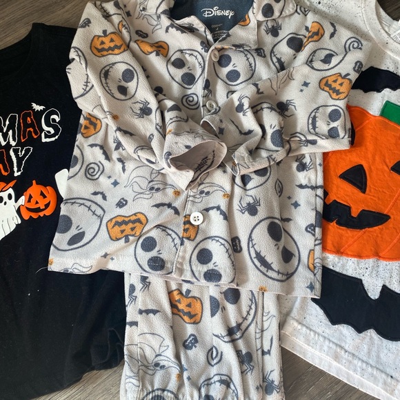 Disney Halloween Kids Bundle 4T/5T - Picture 2 of 4